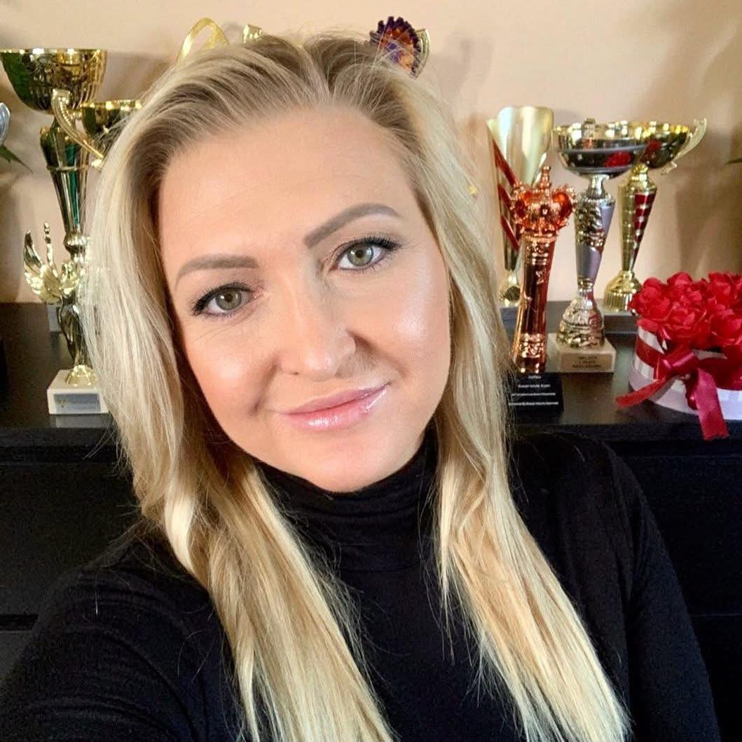 Selényi Renáta portréfotója